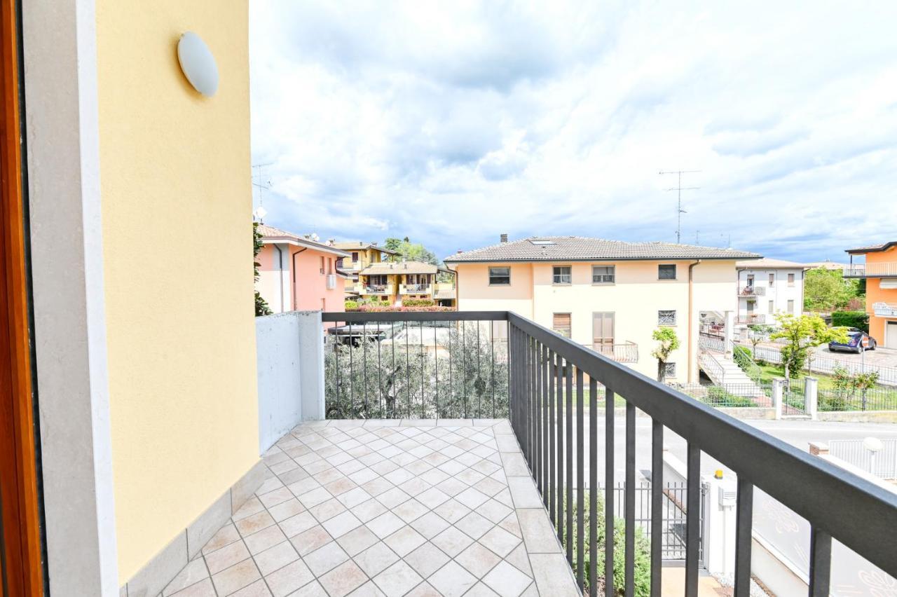 Pearl House - Sirmione Holiday - Jacuzzi Privata エクステリア 写真