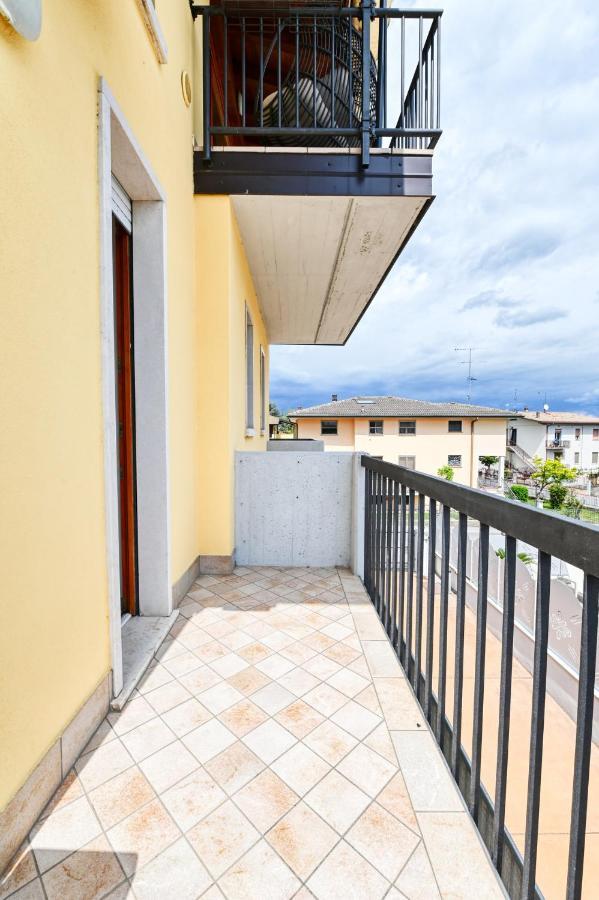 Pearl House - Sirmione Holiday - Jacuzzi Privata エクステリア 写真